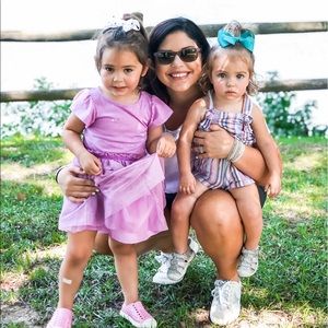 Meet your Posher, Dana